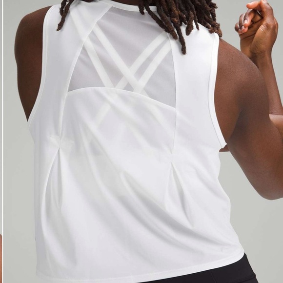 Lululemon Sculpt Cropped Tank Top
White NWT - Picture 3 of 9